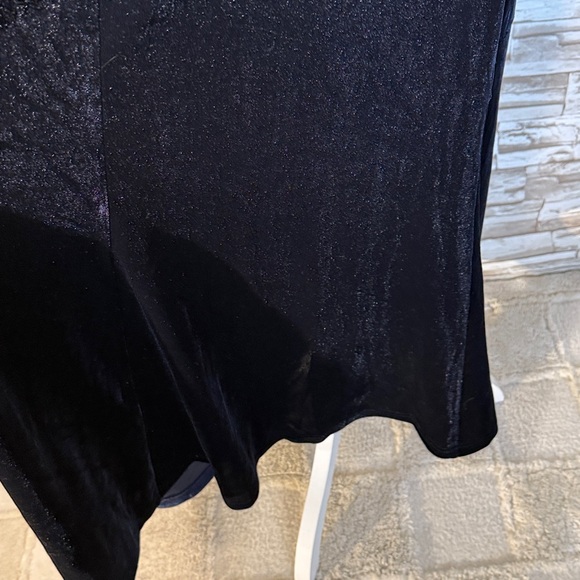 ZABERRY Women's Wrap V Neck Long Sleeve Ruched Velvet Maxi Dress - Picture 5 of 12